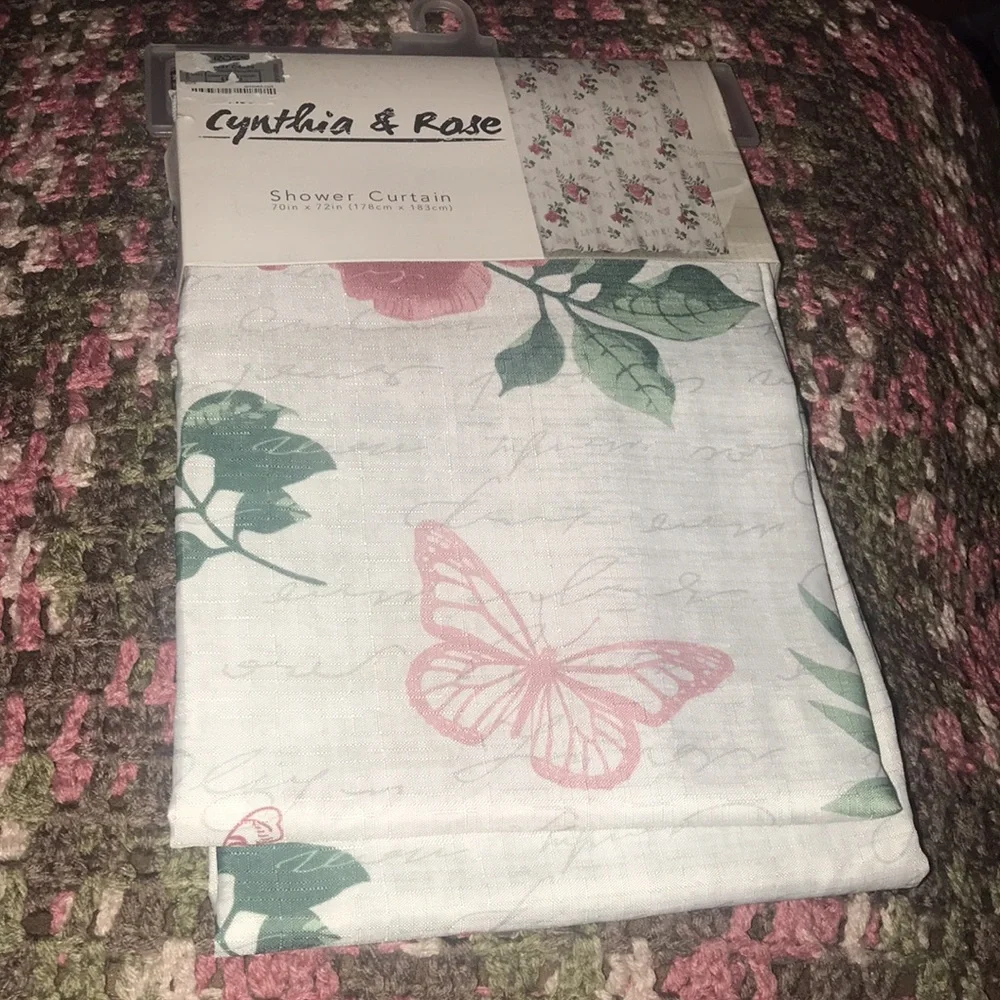 NWT rose and butterflies shower curtain
